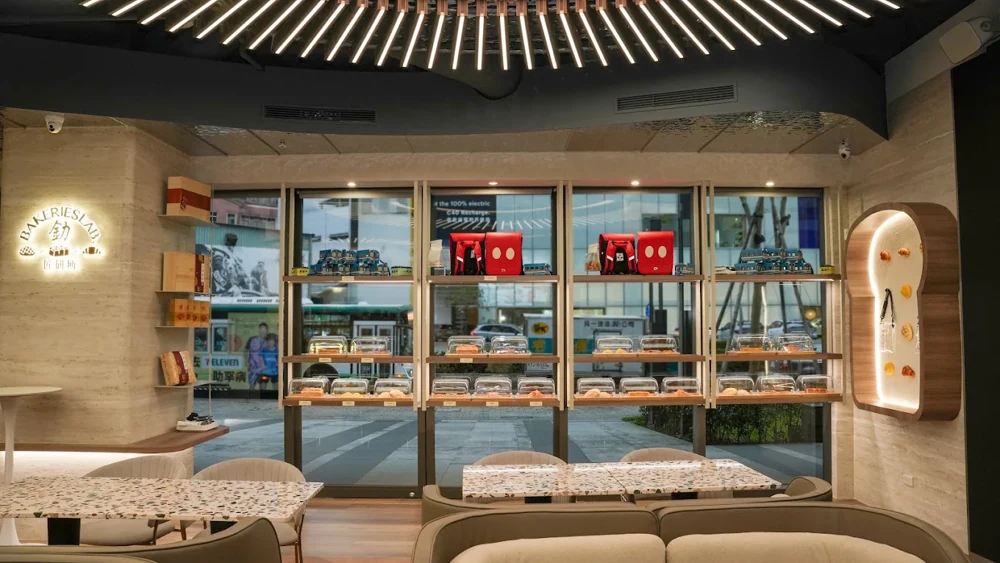 釛匠研所店內用餐空間